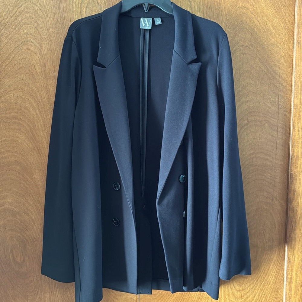 Women’s black knit cardigan blazer. Size XL.